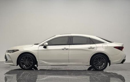 Toyota Avalon, 2021 год, 2 280 000 рублей, 12 фотография