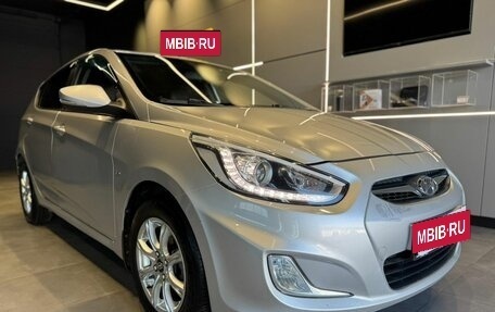 Hyundai Solaris II рестайлинг, 2013 год, 870 000 рублей, 4 фотография