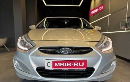 Hyundai Solaris II рестайлинг, 2013 год, 870 000 рублей, 3 фотография