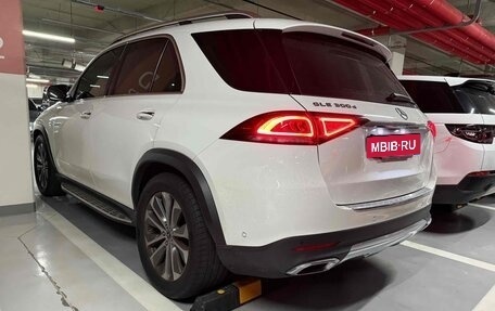 Mercedes-Benz GLE, 2022 год, 6 107 000 рублей, 5 фотография