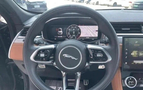 Jaguar F-Pace, 2022 год, 3 150 000 рублей, 8 фотография