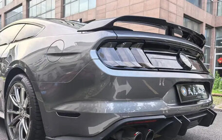 Ford Mustang VI рестайлинг, 2021 год, 2 300 000 рублей, 9 фотография