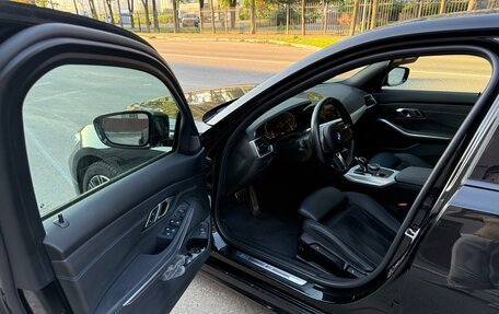 BMW 3 серия, 2021 год, 4 860 000 рублей, 13 фотография