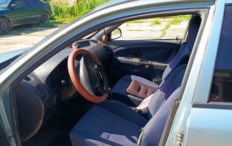 Mitsubishi Carisma I, 2003 год, 200 000 рублей, 4 фотография