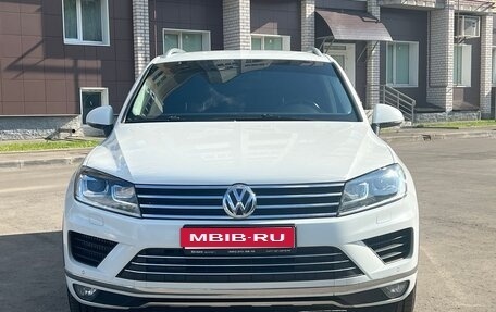 Volkswagen Touareg III, 2014 год, 3 199 000 рублей, 1 фотография