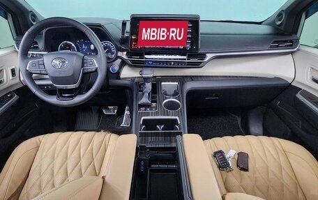 Toyota Sienna, 2022 год, 3 900 111 рублей, 15 фотография