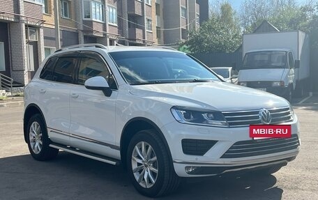 Volkswagen Touareg III, 2014 год, 3 199 000 рублей, 2 фотография