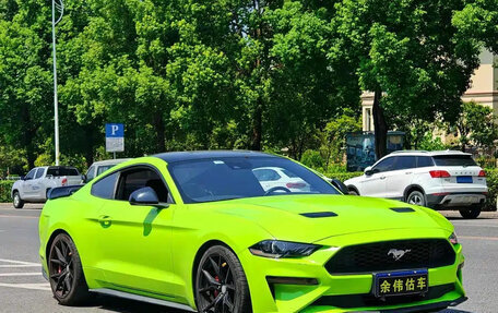 Ford Mustang VI рестайлинг, 2022 год, 2 100 777 рублей, 3 фотография