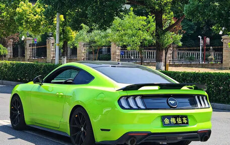Ford Mustang VI рестайлинг, 2022 год, 2 100 777 рублей, 6 фотография