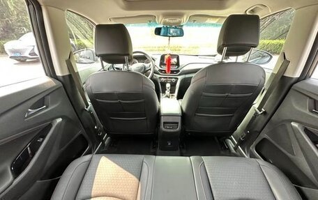 Chevrolet Orlando, 2021 год, 1 200 000 рублей, 7 фотография