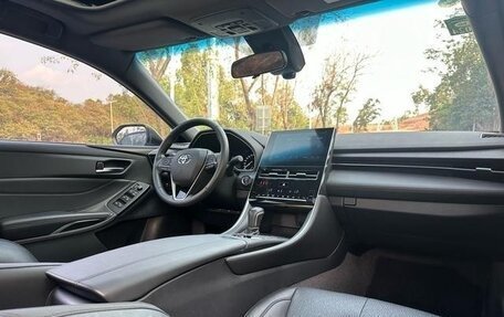 Toyota Avalon, 2022 год, 2 205 000 рублей, 16 фотография