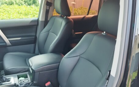 Toyota Land Cruiser Prado 150 рестайлинг 2, 2013 год, 3 650 000 рублей, 15 фотография
