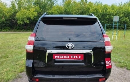 Toyota Land Cruiser Prado 150 рестайлинг 2, 2013 год, 3 650 000 рублей, 20 фотография