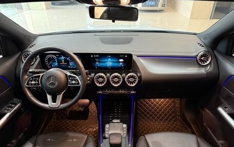 Mercedes-Benz GLA, 2020 год, 1 890 000 рублей, 15 фотография