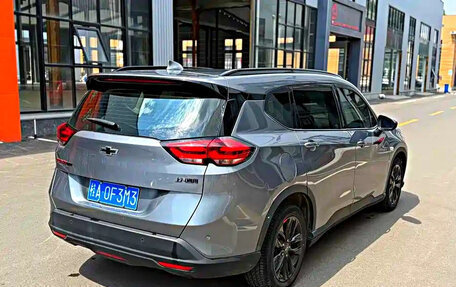 Chevrolet Orlando, 2018 год, 1 300 000 рублей, 4 фотография