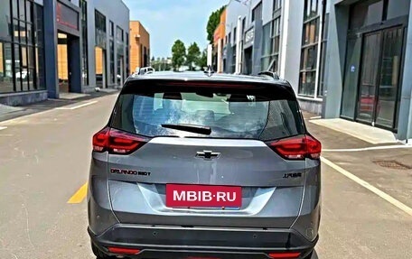 Chevrolet Orlando, 2018 год, 1 300 000 рублей, 3 фотография