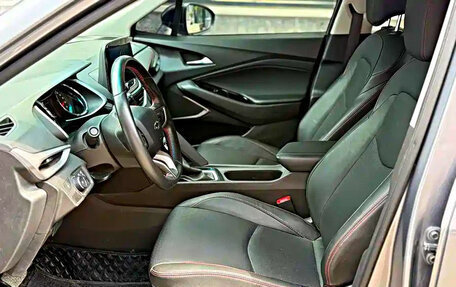 Chevrolet Orlando, 2018 год, 1 300 000 рублей, 7 фотография