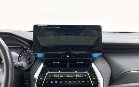 Toyota Harrier, 2021 год, 3 683 000 рублей, 10 фотография