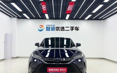 Toyota Harrier, 2021 год, 3 683 000 рублей, 2 фотография