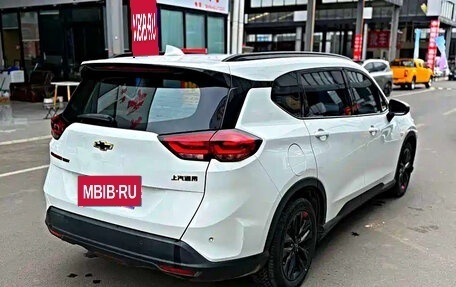 Chevrolet Orlando, 2018 год, 1 300 000 рублей, 4 фотография