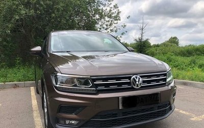 Volkswagen Tiguan II, 2019 год, 2 399 000 рублей, 1 фотография
