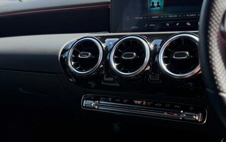 Mercedes-Benz A-Класс, 2021 год, 2 810 000 рублей, 12 фотография
