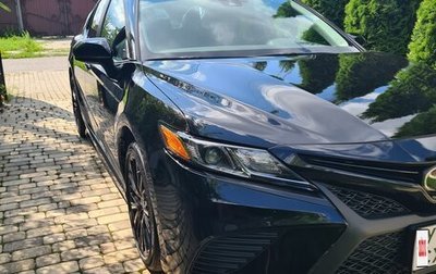 Toyota Camry, 2020 год, 2 600 000 рублей, 1 фотография