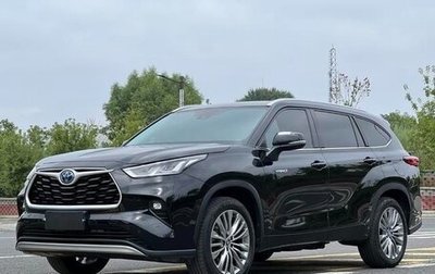 Toyota Highlander, 2022 год, 3 000 000 рублей, 1 фотография