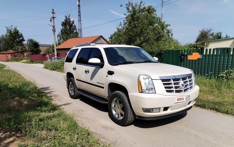 Cadillac Escalade III, 2007 год, 1 320 000 рублей, 3 фотография