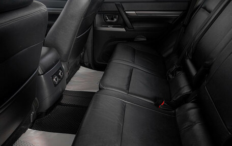 Mitsubishi Pajero IV, 2014 год, 3 089 000 рублей, 10 фотография