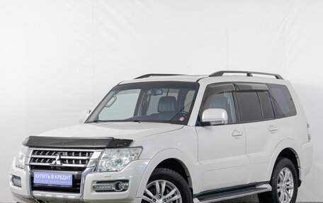 Mitsubishi Pajero IV, 2014 год, 3 089 000 рублей, 4 фотография