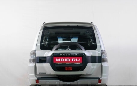Mitsubishi Pajero IV, 2014 год, 3 089 000 рублей, 6 фотография