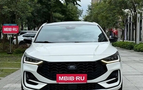 Ford Focus IV, 2022 год, 1 140 000 рублей, 3 фотография