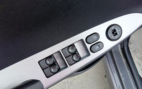 Hyundai Solaris II рестайлинг, 2015 год, 999 995 рублей, 8 фотография