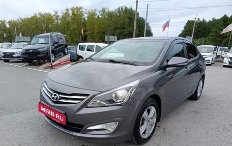 Hyundai Solaris II рестайлинг, 2015 год, 999 995 рублей, 2 фотография