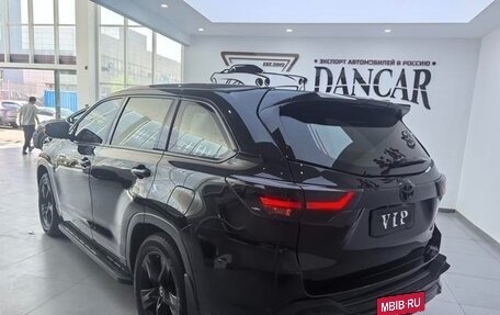 Toyota Highlander III, 2021 год, 2 140 000 рублей, 5 фотография