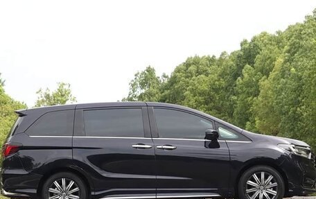 Honda Odyssey IV, 2022 год, 2 850 000 рублей, 4 фотография