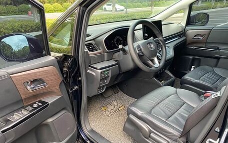 Honda Odyssey IV, 2022 год, 2 850 000 рублей, 10 фотография