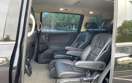 Honda Odyssey IV, 2022 год, 2 850 000 рублей, 11 фотография