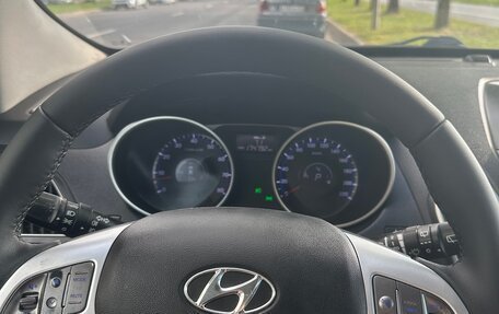 Hyundai ix35 I рестайлинг, 2013 год, 1 100 000 рублей, 8 фотография