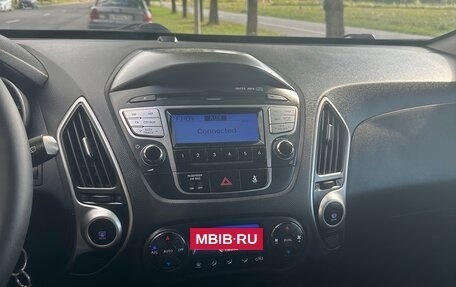 Hyundai ix35 I рестайлинг, 2013 год, 1 100 000 рублей, 9 фотография