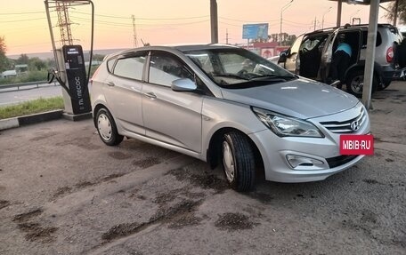 Hyundai Solaris II рестайлинг, 2014 год, 950 000 рублей, 3 фотография