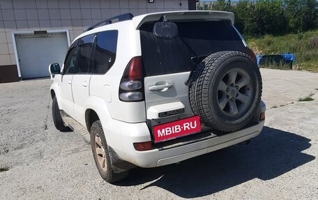 Toyota Land Cruiser Prado 120 рестайлинг, 2003 год, 1 000 000 рублей, 2 фотография