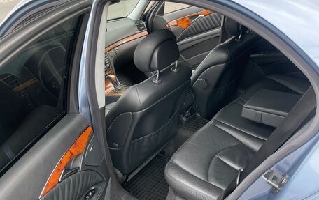Mercedes-Benz E-Класс, 2003 год, 1 250 000 рублей, 5 фотография