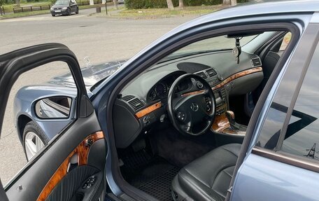 Mercedes-Benz E-Класс, 2003 год, 1 250 000 рублей, 4 фотография