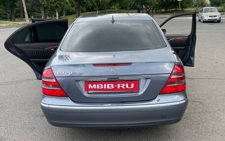 Mercedes-Benz E-Класс, 2003 год, 1 250 000 рублей, 2 фотография