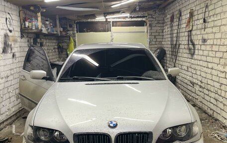 BMW 3 серия, 2004 год, 830 000 рублей, 8 фотография