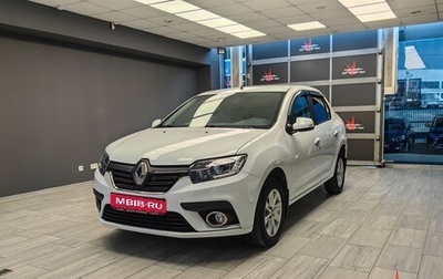 Renault Logan II, 2018 год, 900 000 рублей, 1 фотография