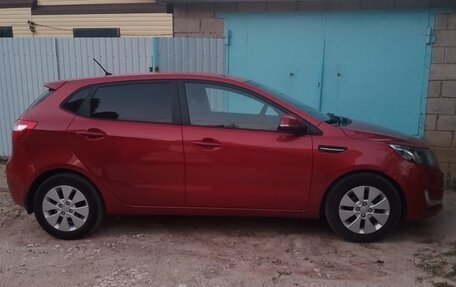 KIA Rio III рестайлинг, 2013 год, 900 000 рублей, 3 фотография
