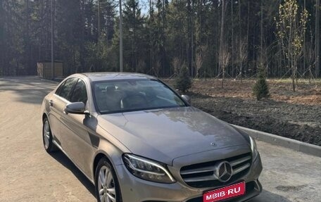 Mercedes-Benz C-Класс, 2019 год, 3 280 000 рублей, 1 фотография